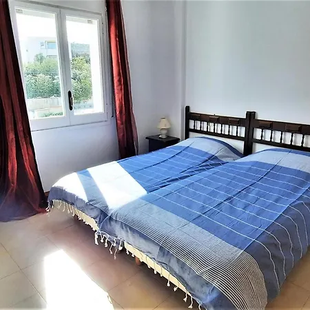 Acogedor Con Terraza A Un Paso De La Playa En - Es-170-26 Daire Llança