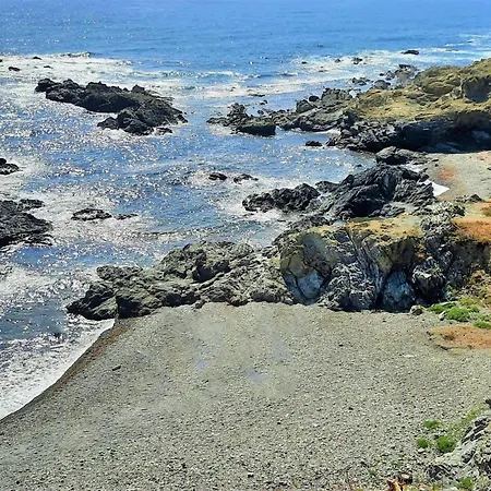 Acogedor Con Terraza A Un Paso De La Playa En - Es-170-26 Llanca